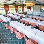 Seela 4*