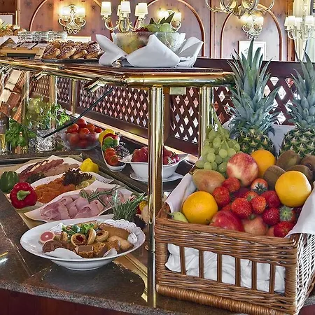 Seela Hotel 4*